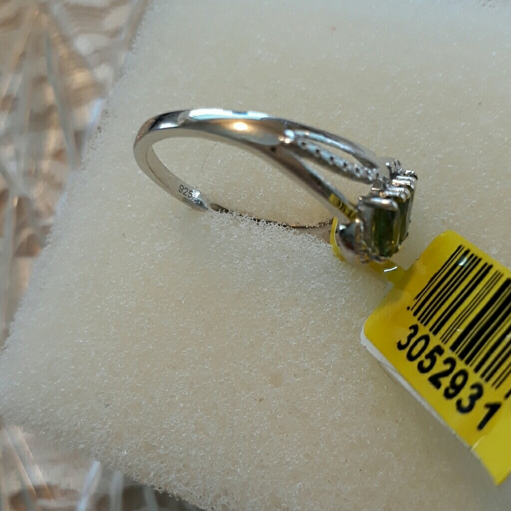 MADAGASCAR PARAIBA APATITE RING - Picture 3 of 4